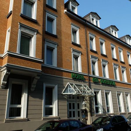 Hotel Am Schelztor Esslingen am Neckar Exterior photo